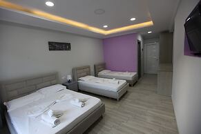 Karos Hotel Llaman