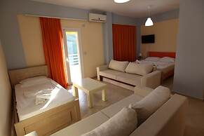 Karos Hotel Llaman