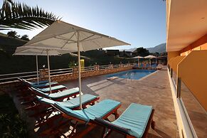 Karos Hotel Llaman