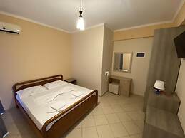 Karos Hotel Llaman