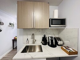 One Studio with BBQ & a Huge Patio