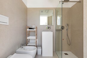 2083 Villa Gea