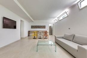 2083 Villa Gea