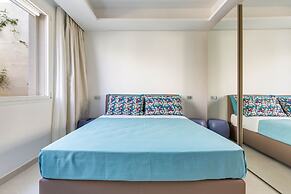 2083 Villa Gea