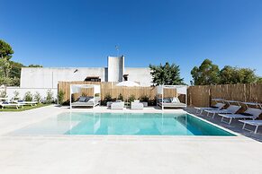 2083 Villa Gea