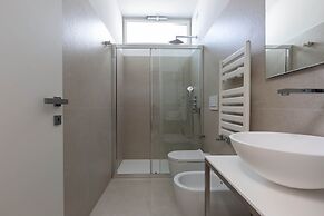 2083 Villa Gea