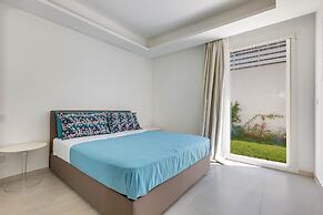 2083 Villa Gea