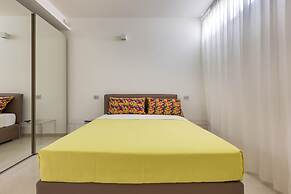 2083 Villa Gea