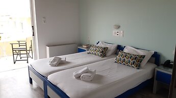 Blue Sky Hotel