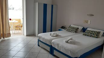 Blue Sky Hotel