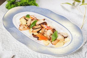 Holiday Inn Fuyang by IHG