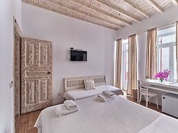 La Maison Kalogera