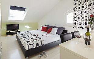Room-delightfull Room for 2
