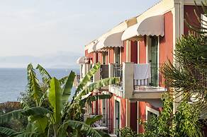 Apraos Bay Hotel In Kalamaki Beach