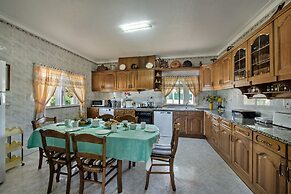 Villa Cadre - 5BR w Private Pool & Snooker Table
