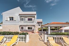 Villa Cadre - 5BR w Private Pool & Snooker Table