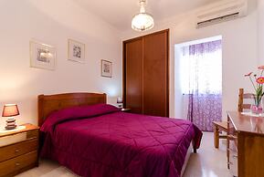 Charming 3BR Villa With Pool in Armação de Pêra