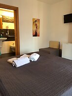 El Nur B b - Silver Room With Private Bathroom