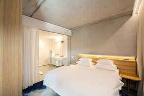 FIRMAMENT Hotel