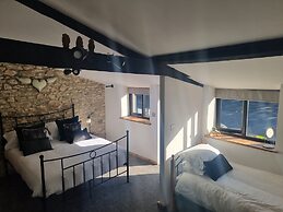 Monkton Court House B&B