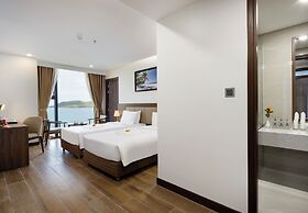 Miracle Luxury Hotel