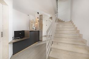 Sand Beach Apartments