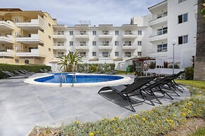 Sand Beach Apartments