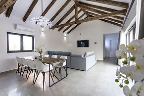 Villa Mala