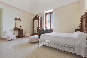 1893 Villa Martella