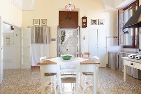 1893 Villa Martella