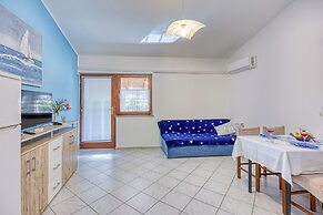 Silver Cherry Apartments