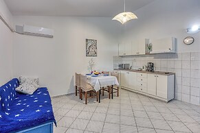 Silver Cherry Apartments