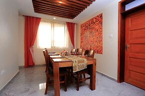 Deluxe 3-bed Apartment With Swimming Pool