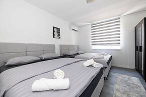 Cool Cozy Apartment