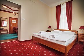 Park Hotel