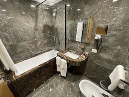 Hotel Golden Palace