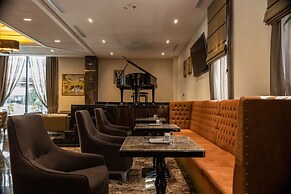 Hotel Golden Palace