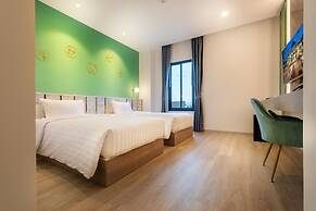 Nine River Hotel
