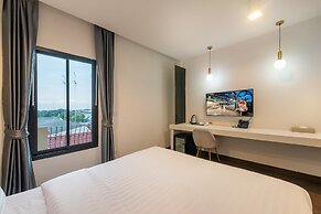 Nine River Hotel