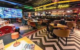 V8 Hotel Köln