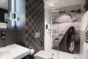 V8 Hotel Köln
