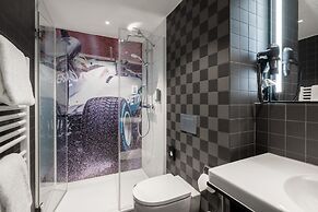 V8 Hotel Köln