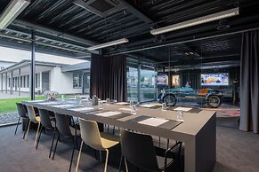 V8 Hotel Köln