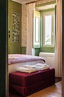 Rosegarden Essence Sintra