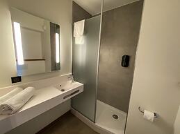 B&B HOTEL Clermont-Ferrand A71/A75 La Méridienne