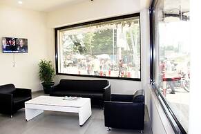 Ixoras Hotel