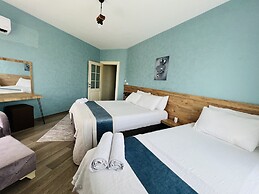Aria Plus Ev Otel
