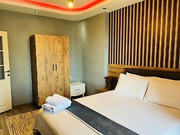 Aria Plus Ev Otel