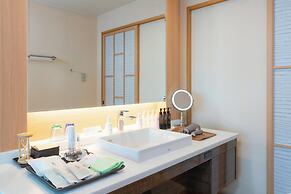 Omuro no Mori Gyokusui - 13 years or older -