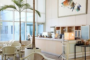 Bloom Hotel